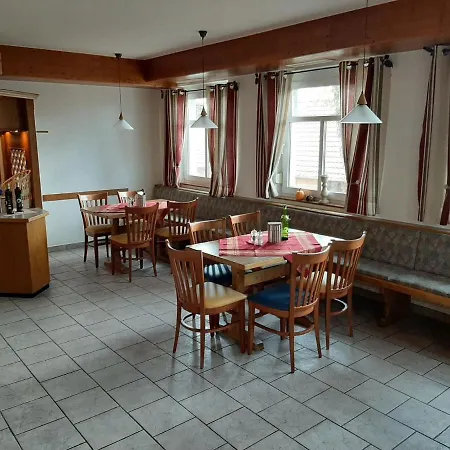 公寓 Comfy In Near Indy Go Kart Track *